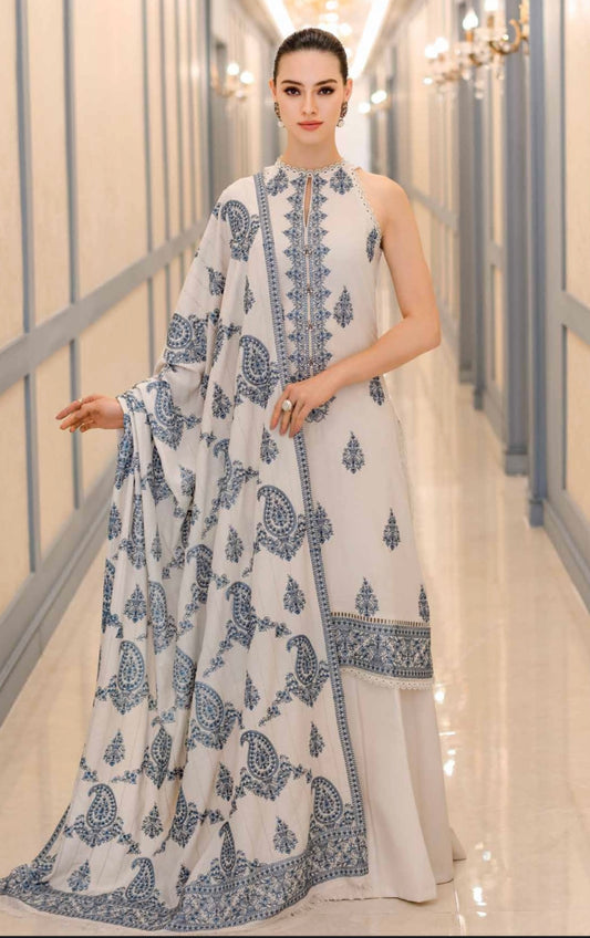 Bareeze - karandi 3Pc Embroidered Unstitched Outfit: winter Elegance - Latest Fashion