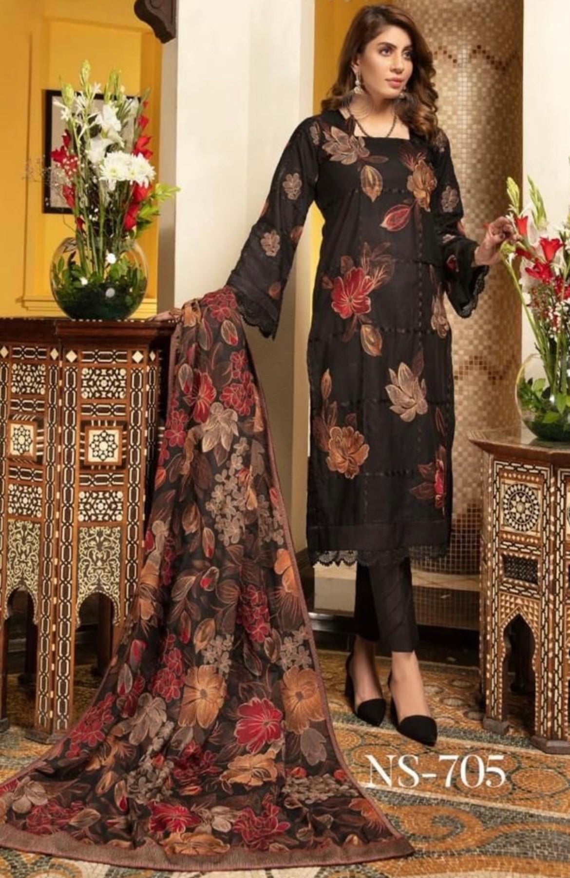 Bareeze karandi 3-Piece Embroidered Outfit: winter Elegance Latest Fashion