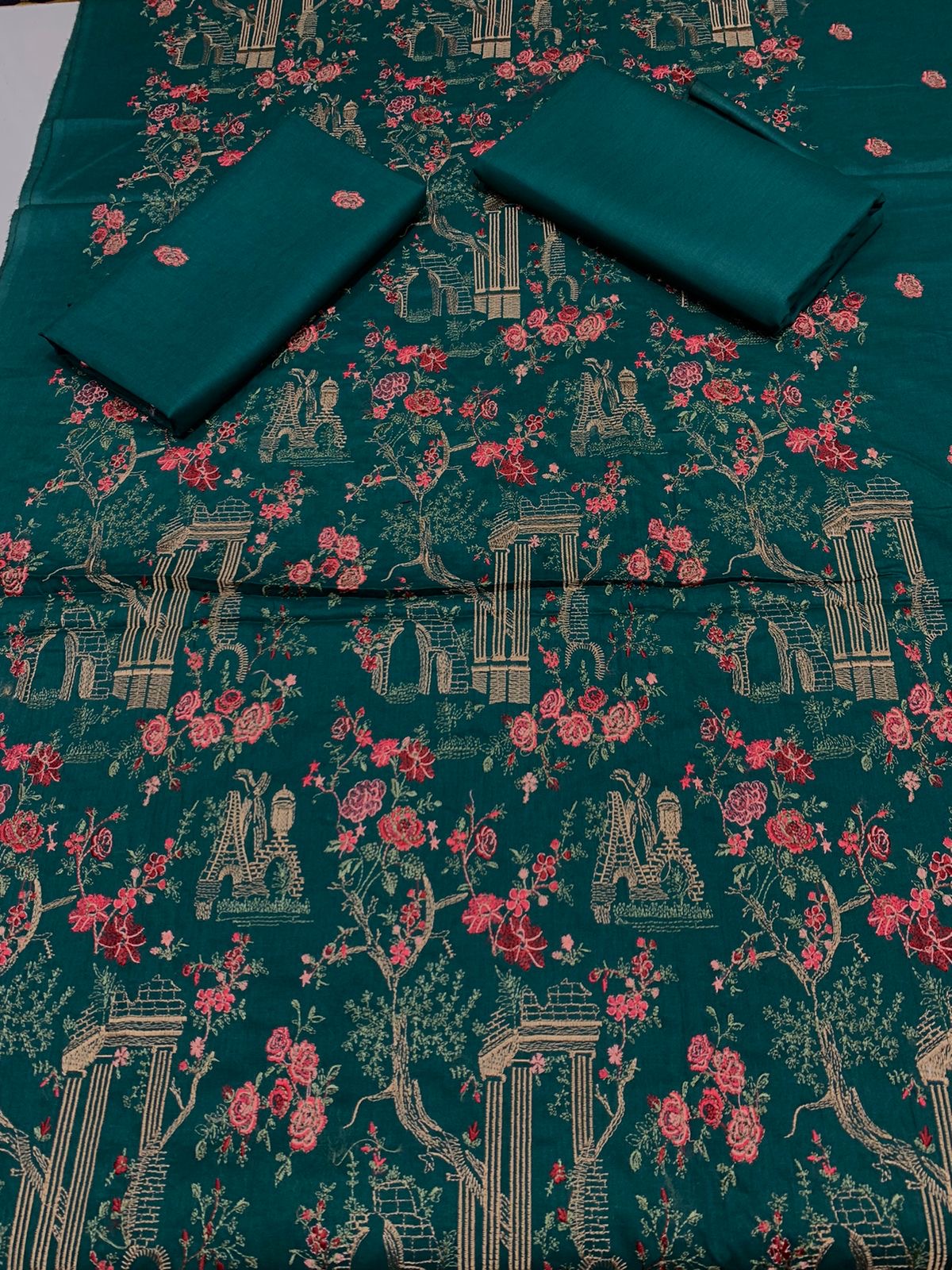 Embroidered - Lawn 2 Pcs   Unstitched Shirt and Trouser