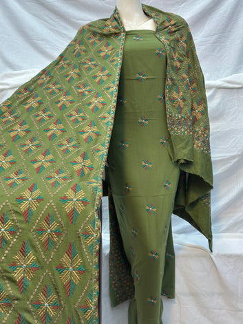 Bareeze - karandi 3Pc Embroidered Unstitched Outfit: winter Elegance - Latest Fashion