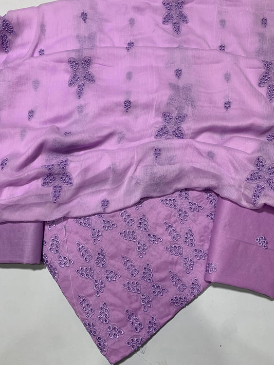 Chikan Kari - Lawn 3 Pcs Embroidered unstitched Dress with Chiffon Dupatta.