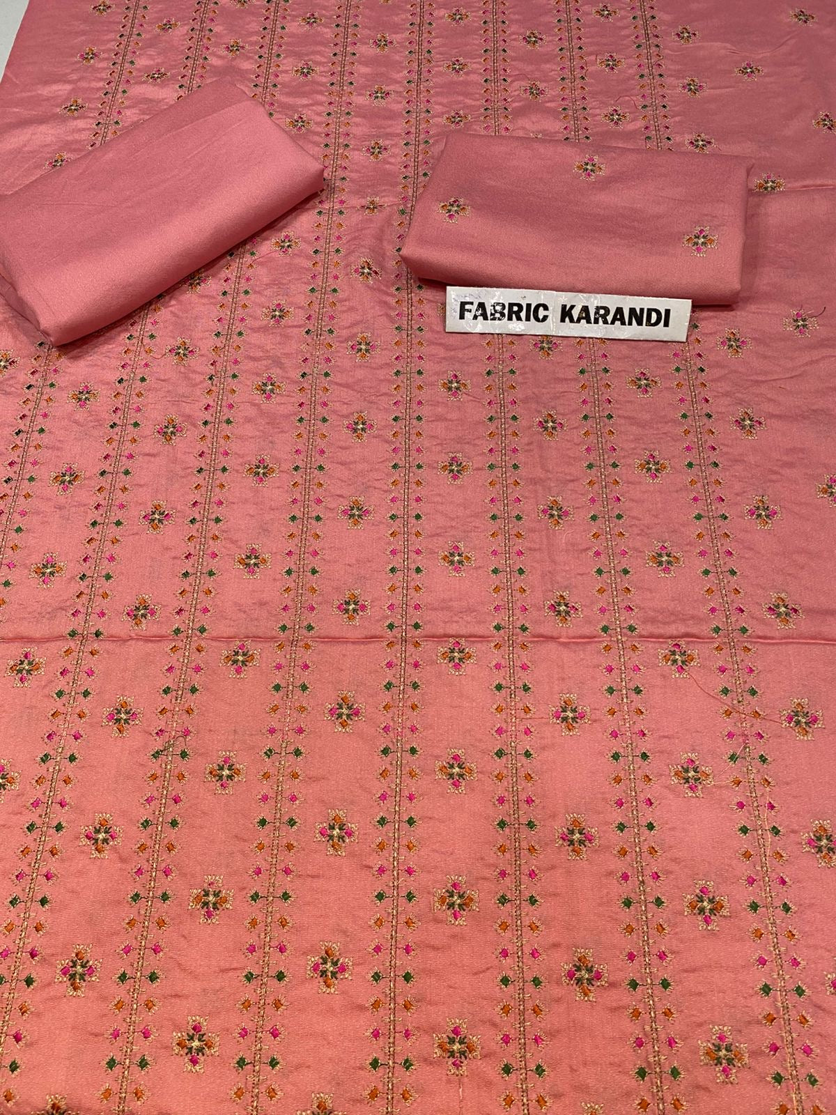 Bareeze karandi 2-Pcs Embroidered Outfit winter Elegance.