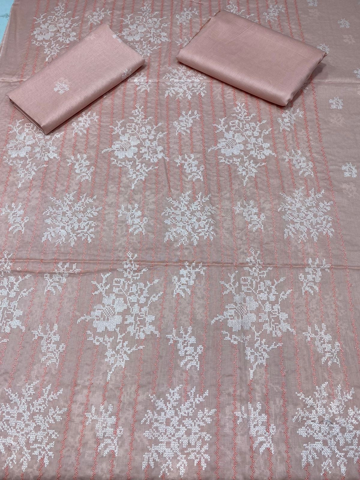 Embroidered - Lawn 2 Pcs   Unstitched Shirt and Trouser