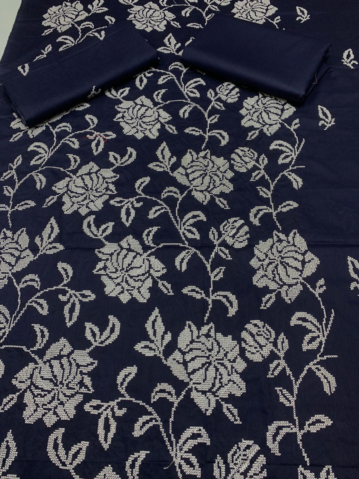 Embroidered - Lawn 2 Pcs   Unstitched Shirt and Trouser