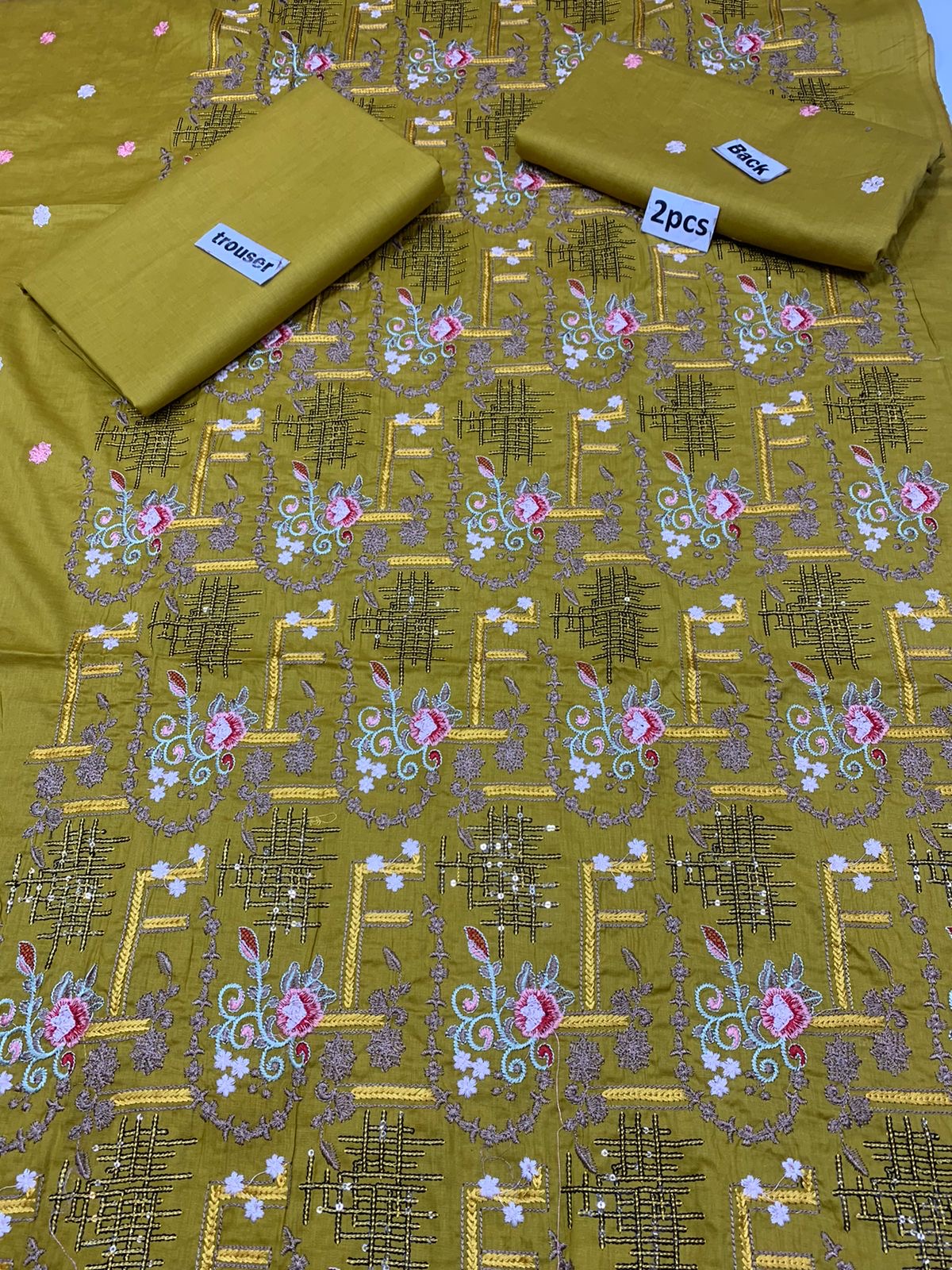 Embroidered - Lawn 2 Pcs   Unstitched Shirt and Trouser